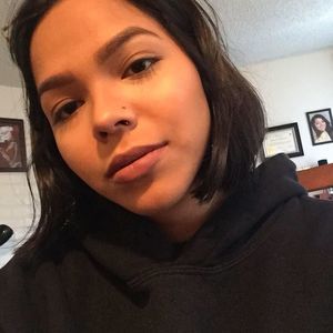 Meet your Posher, Catalina